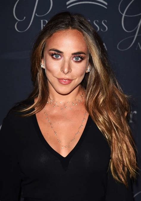 chloe green today